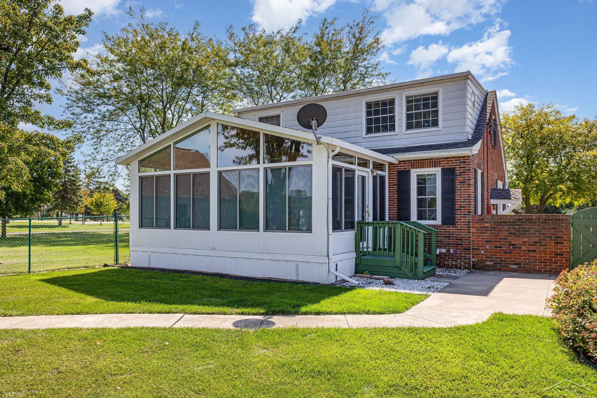6140 Shattuck Road Saginaw, MI 48603 - Photo 28 of 32 50189570-ca701fe2-2b63-495d-8f80-d4d8d94c8f41.JPG