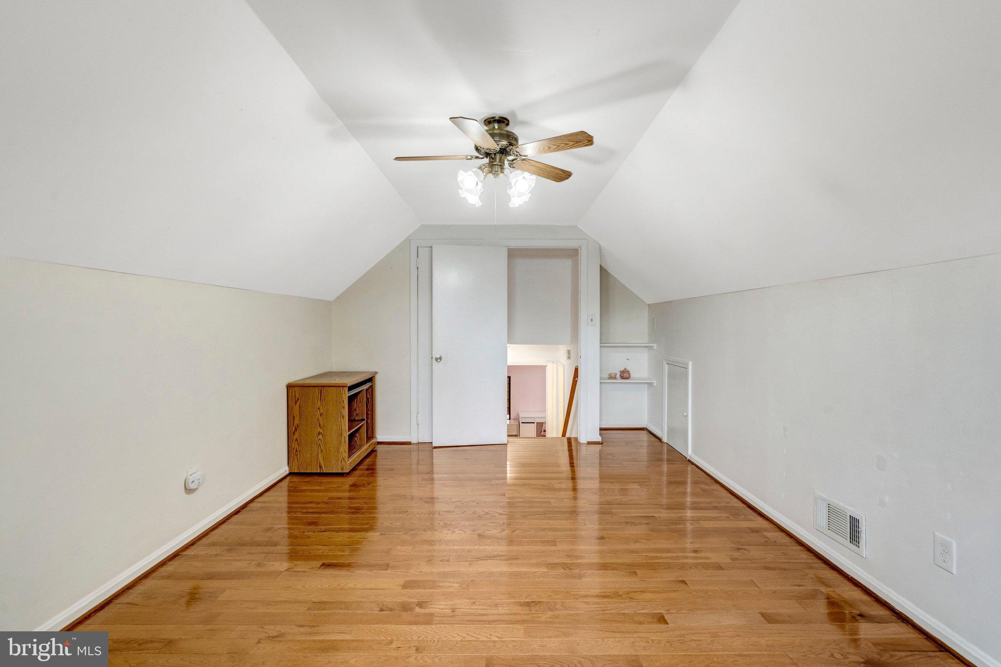 5910 Flanders Street Springfield, VA 22150 - Photo 22 of 40 Bedroom 3