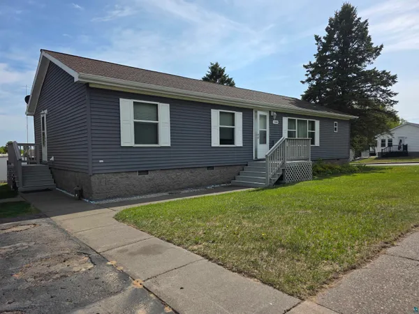 $169,900 | 2 Barker Drive, Duluth, MN 55808