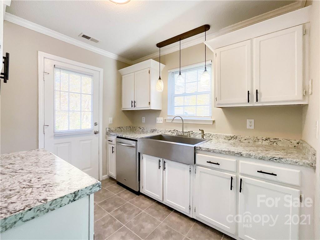 8300 Sunflower Road Charlotte, NC 28227 - Photo 6 of 17 Gallery Image 6