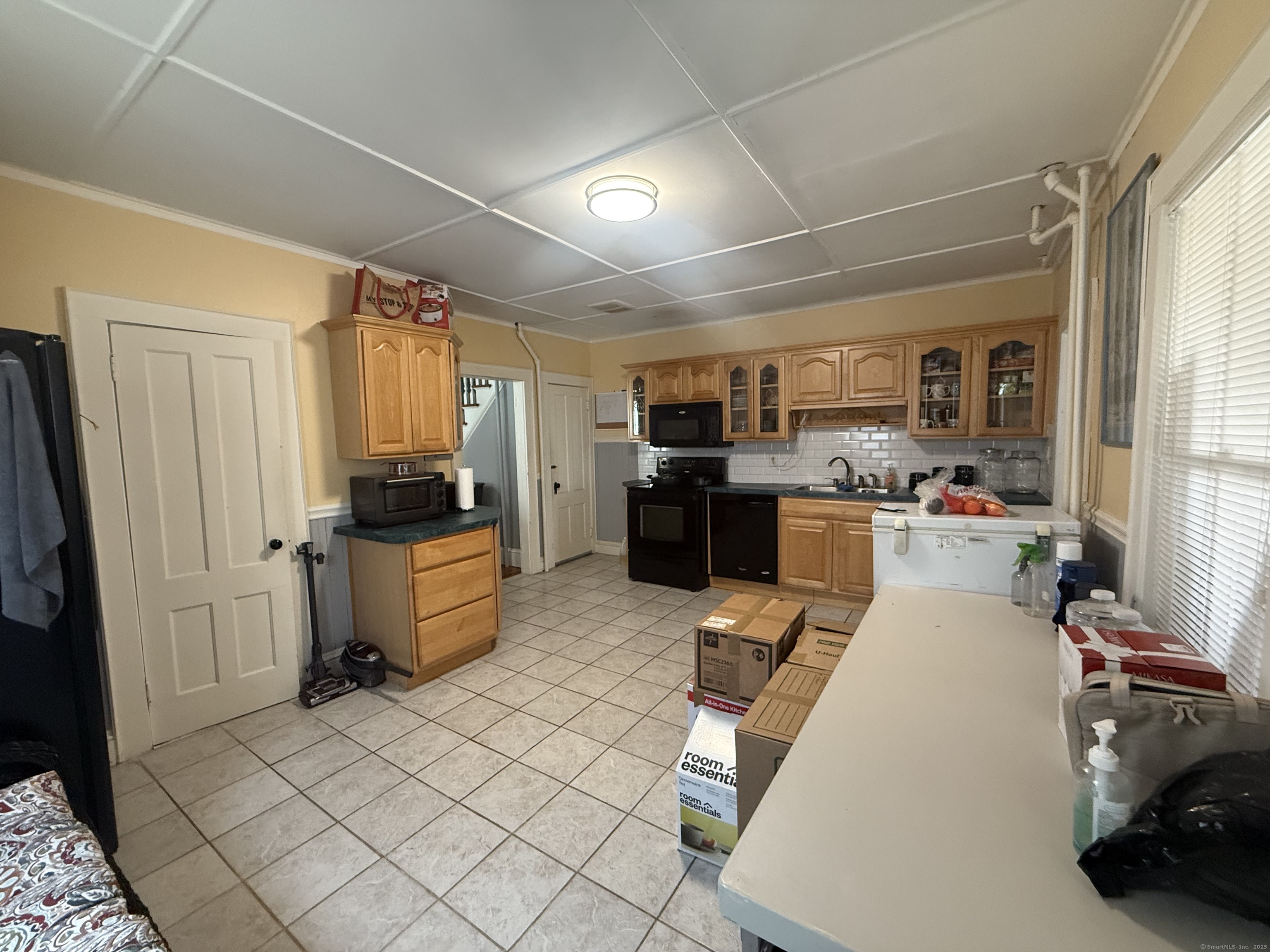 63 Ridge Street Manchester, CT 06040 - Photo 18 of 19