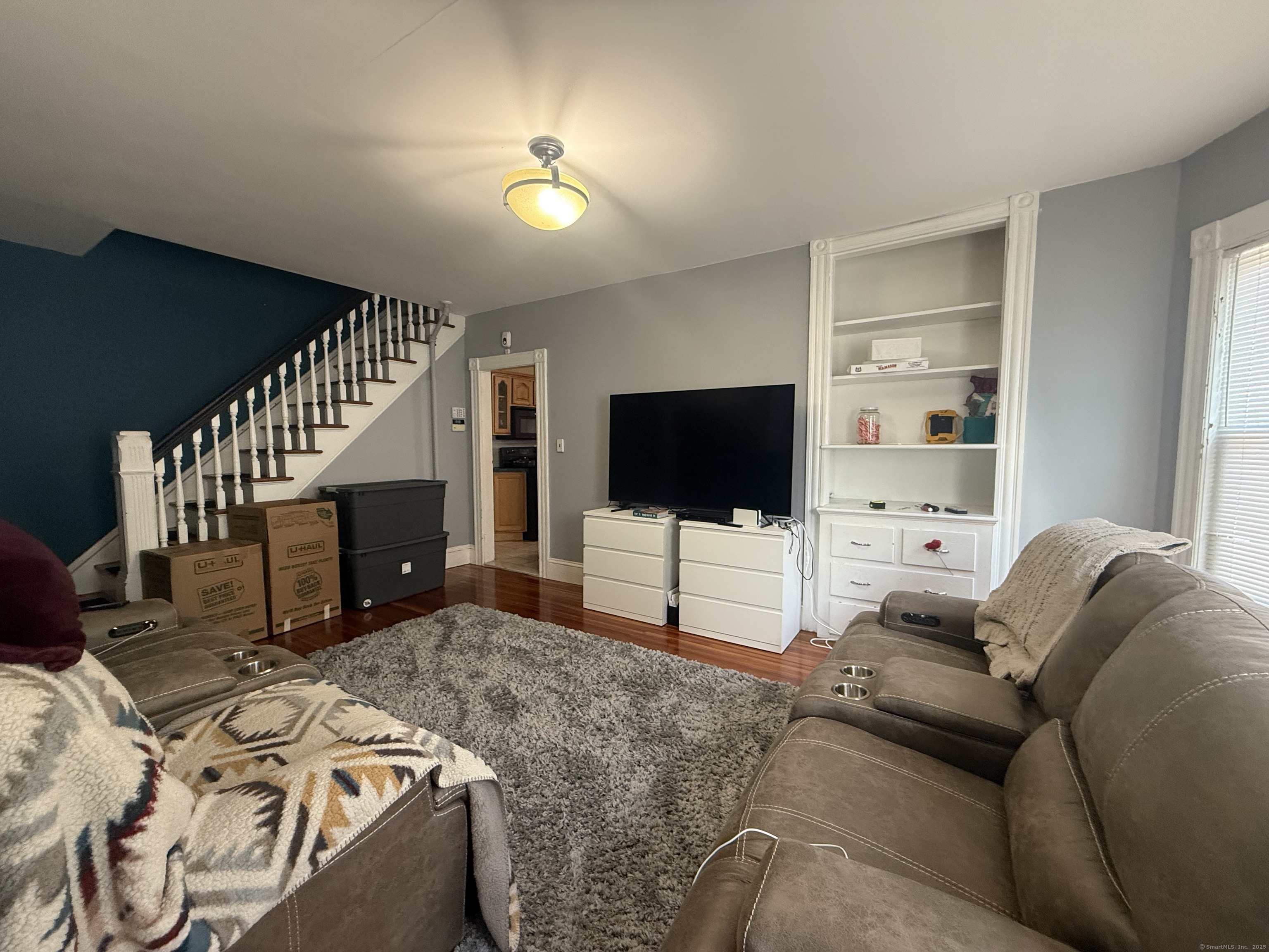 63 Ridge Street Manchester, CT 06040 - Photo 8 of 19