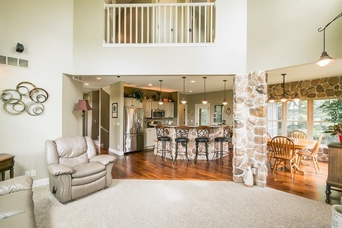 3070 Running Deer Road Northeast Iowa City, IA 52240 - Photo 11 of 25 Gallery Image 11