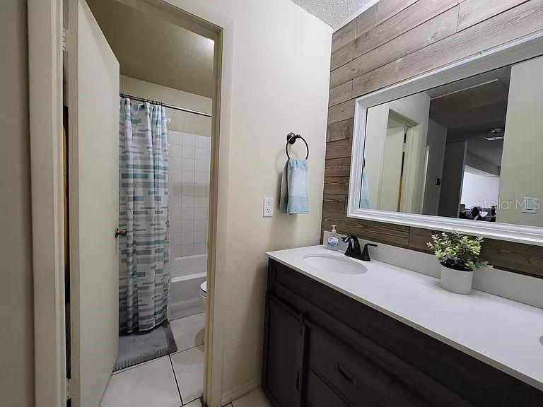 2811 Southwest Archer Road, Unit V176 Gainesville, FL 32608 - Photo 13 of 23