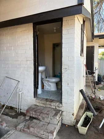 $200,000 | 611 East Kearney Boulevard, Fresno, CA 93706