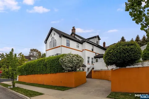 $809,000 | 200 Washington Avenue, Clifton, NJ 07011