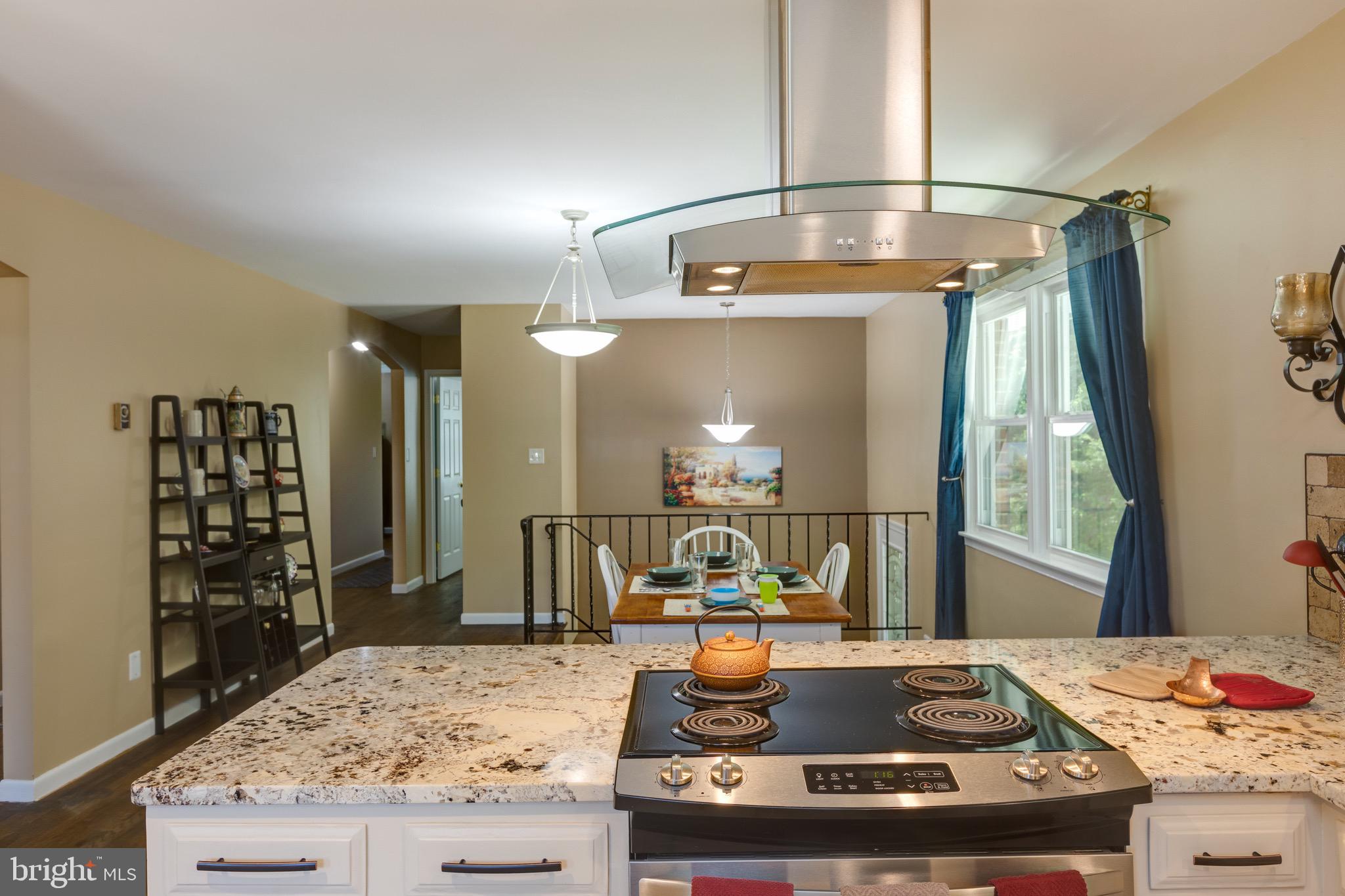 8915 Igoe Street Lorton, VA 22079 - Photo 12 of 62