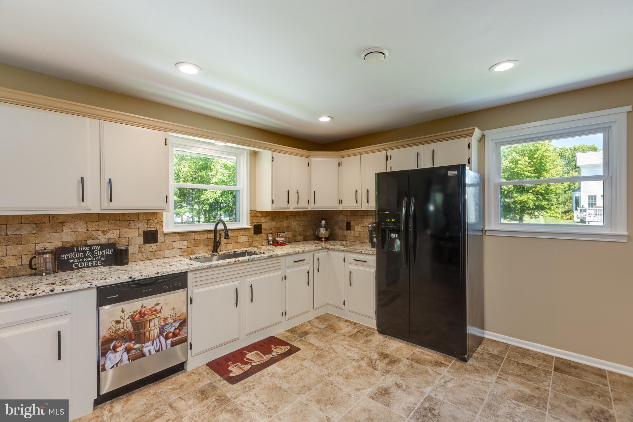 8915 Igoe Street Lorton, VA 22079 - Photo 9 of 62