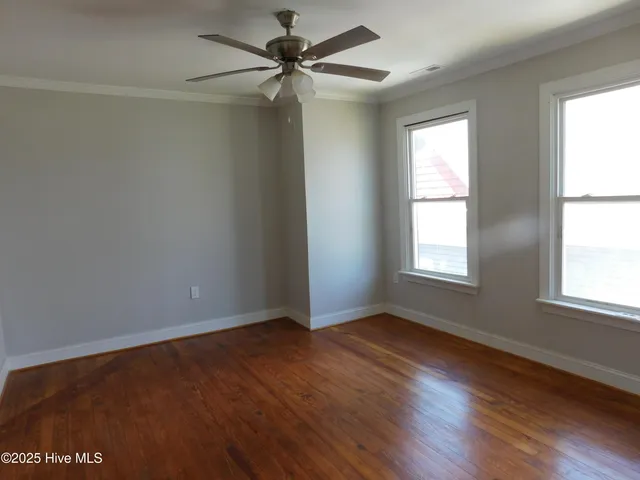 $2,200 | 304 Avenue A, New Bern, NC 28560