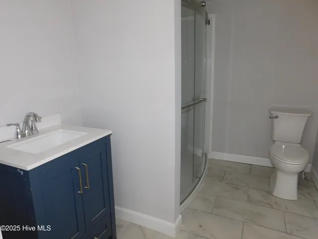 $2,200 | 304 Avenue A, New Bern, NC 28560