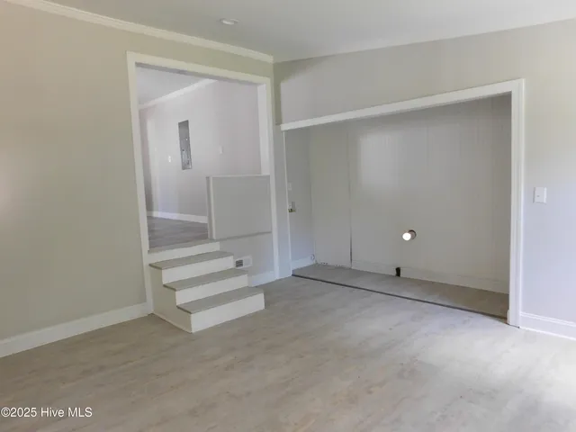 $2,200 | 304 Avenue A, New Bern, NC 28560