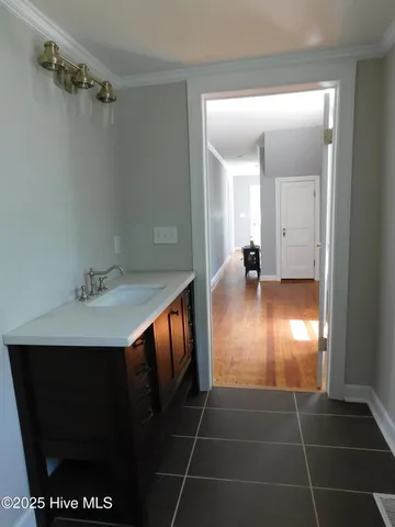 $2,200 | 304 Avenue A, New Bern, NC 28560