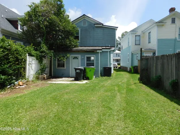 $1,995 | 304 Avenue A, New Bern, NC 28560