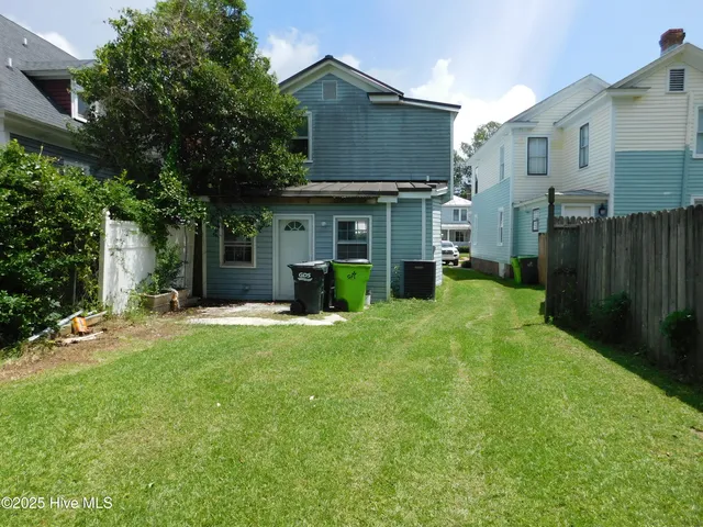 $2,200 | 304 Avenue A, New Bern, NC 28560