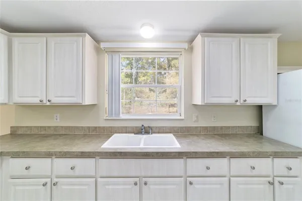 $375,000 | 8415 Southwest 41st Place Road, Ocala, FL 34481