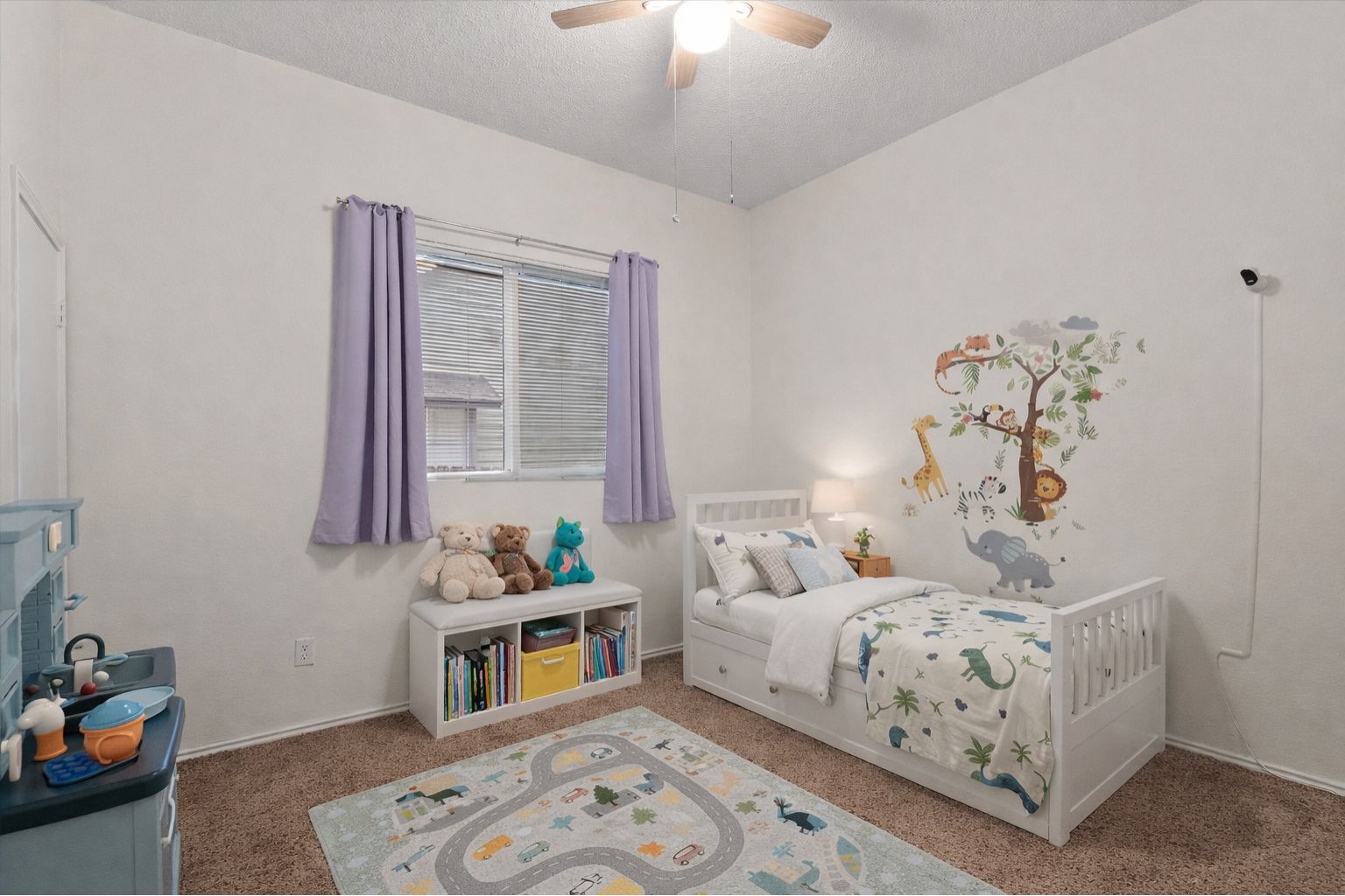 14818 Yellowleaf Trail Austin, TX 78728 - Photo 19 of 40 a bedroom with bed and window