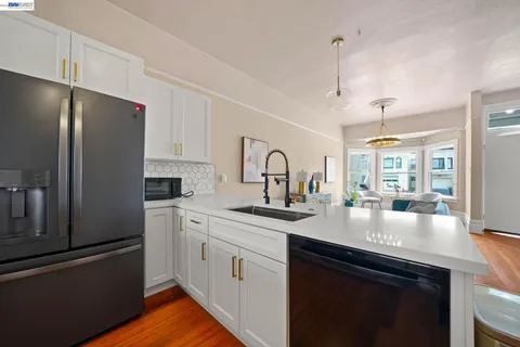 $999,999 | 340 Munich Street, San Francisco, CA 94112