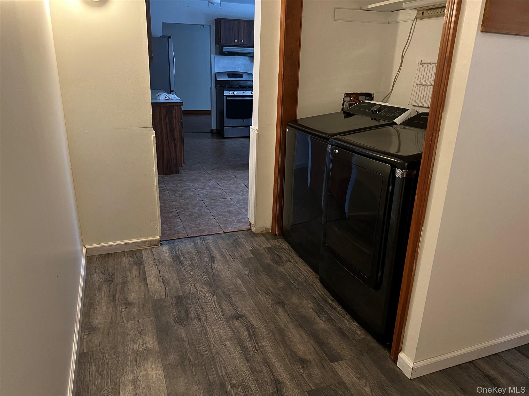 163 Aviation Road Queensbury, NY 12804 - Photo 4 of 7