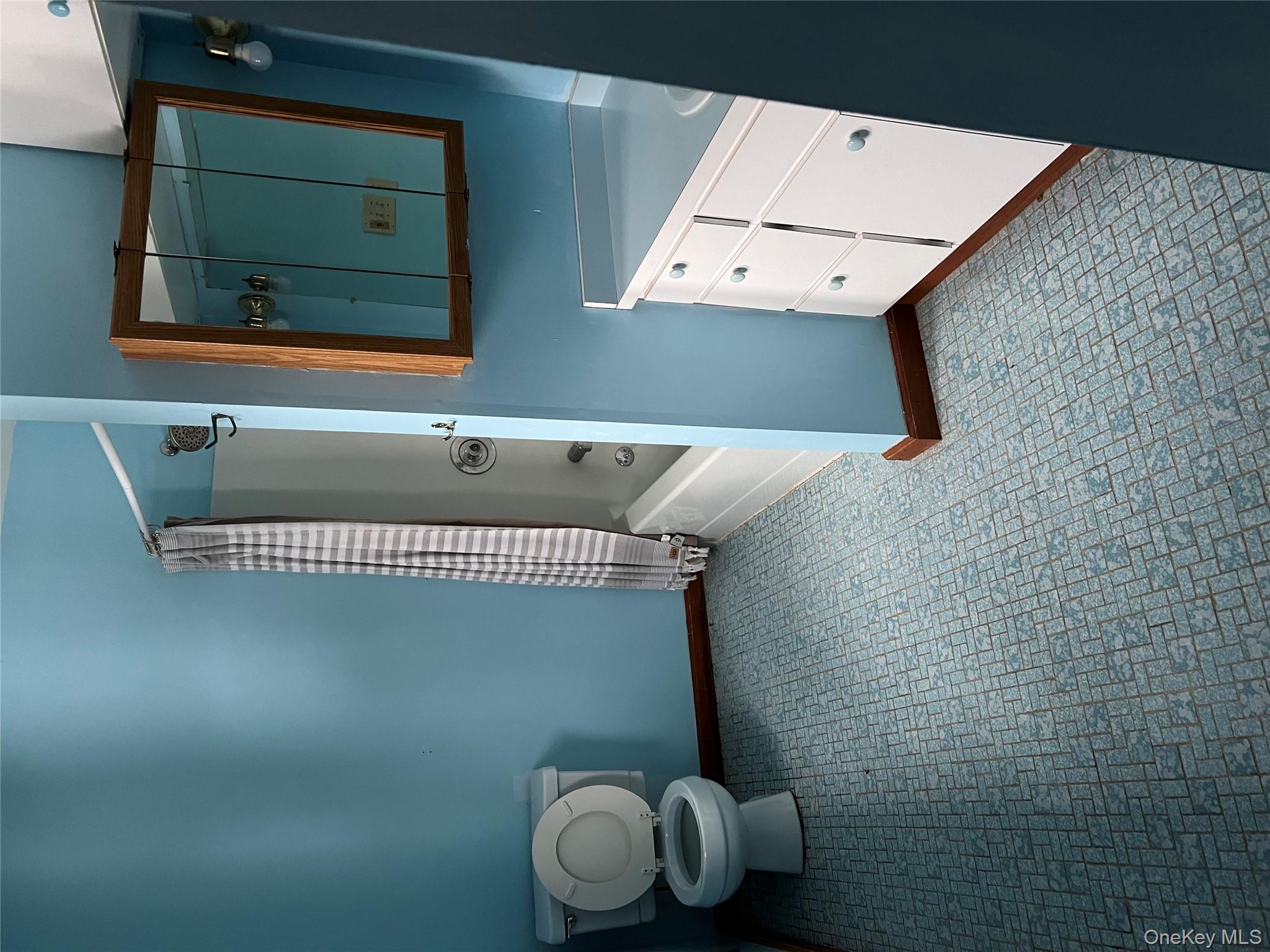 163 Aviation Road Queensbury, NY 12804 - Photo 6 of 7