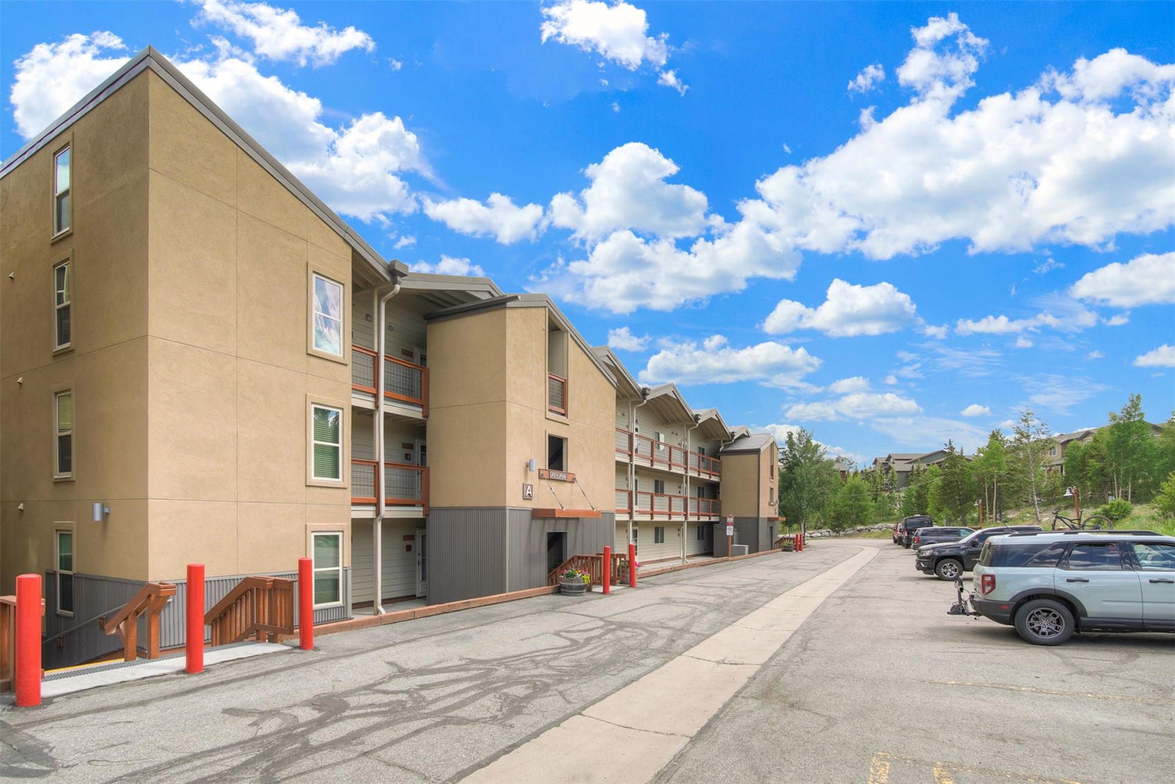 7031 Ryan Gulch Road, Unit 301 Silverthorne, CO 80498 - Photo 4 of 37
