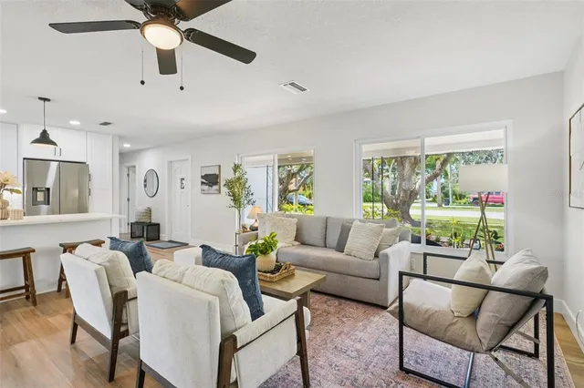 $3,800 | 311 Shore Drive East, Oldsmar, FL 34677