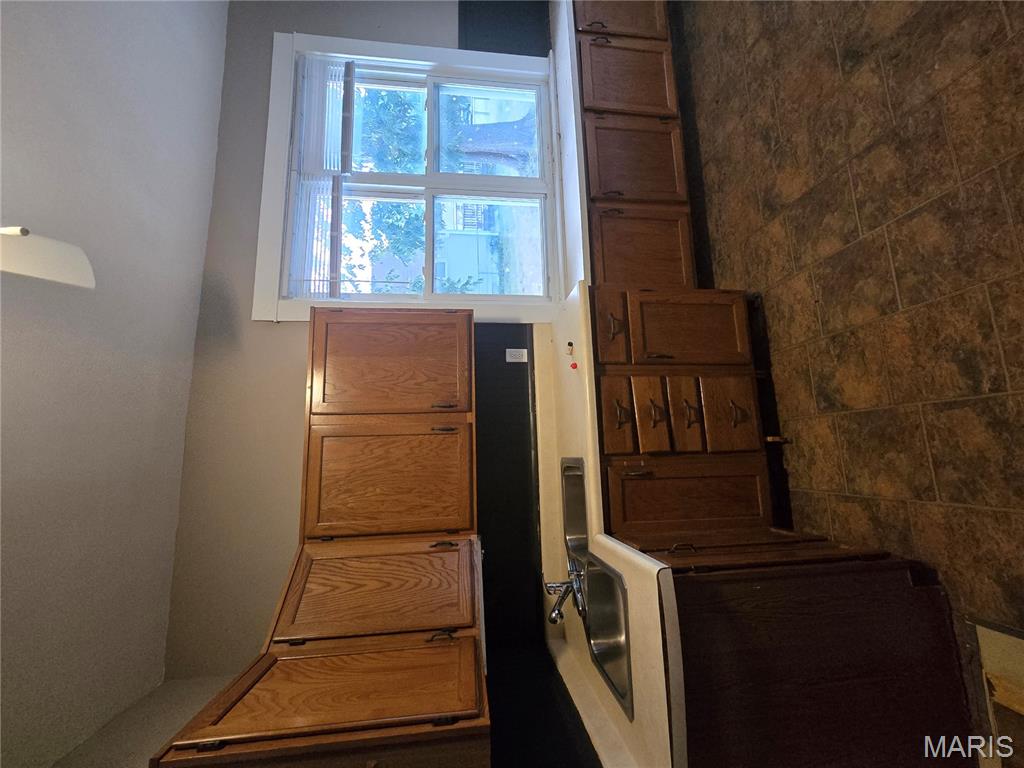 1669 2nd Street Madison, IL 62060 - Photo 8 of 19