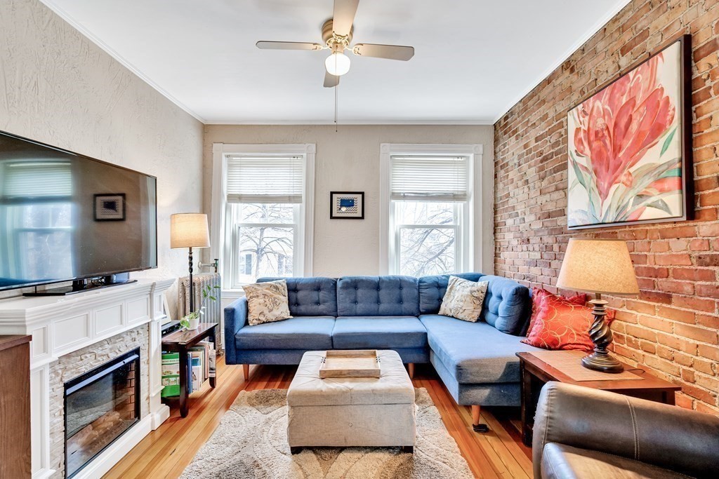 6 Perry Street, Unit 6 Brookline, MA 02445 - Photo 1 of 18 Gallery Image 1