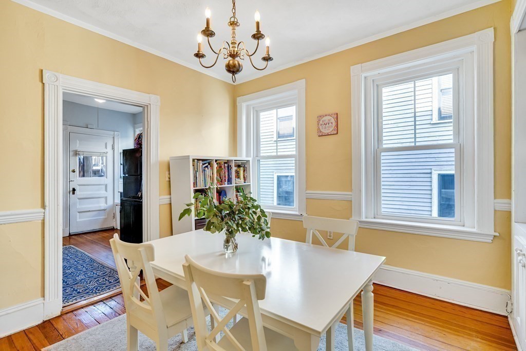 6 Perry Street, Unit 6 Brookline, MA 02445 - Photo 5 of 18 Gallery Image 5