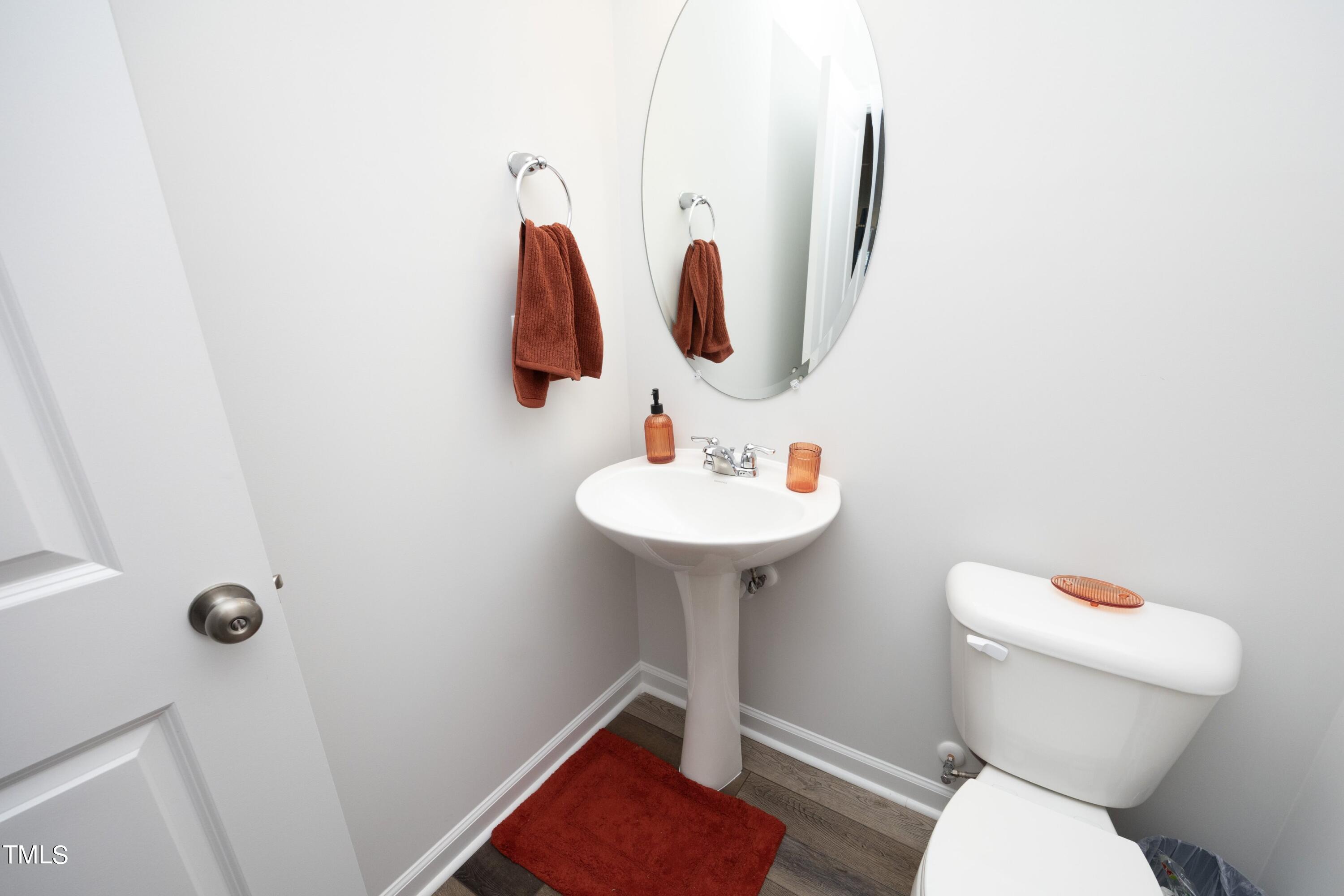 2728 Chert Lane Raleigh, NC 27610 - Photo 16 of 31 17HalfBath