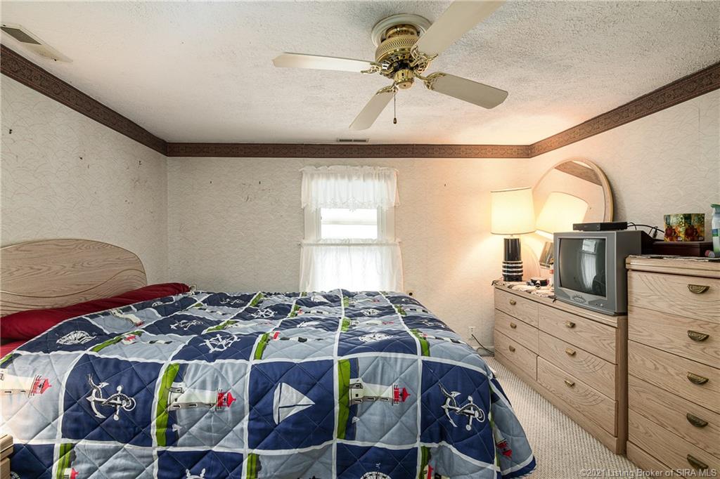 6607 Hibernia Road Charlestown, IN 47111 - Photo 22 of 37