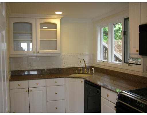 6 Bayview Road, Unit 2 Marblehead, MA 01945 - Photo 15 of 19