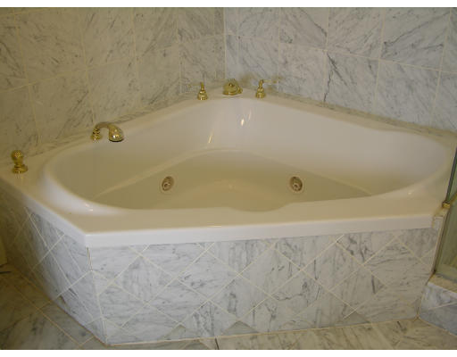 6 Bayview Road, Unit 2 Marblehead, MA 01945 - Photo 18 of 19
