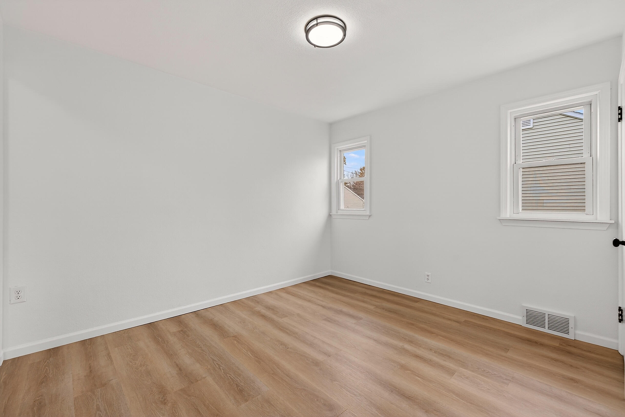 6726 West Silver Spring Drive Milwaukee, WI 53218 - Photo 9 of 46 Dining Room