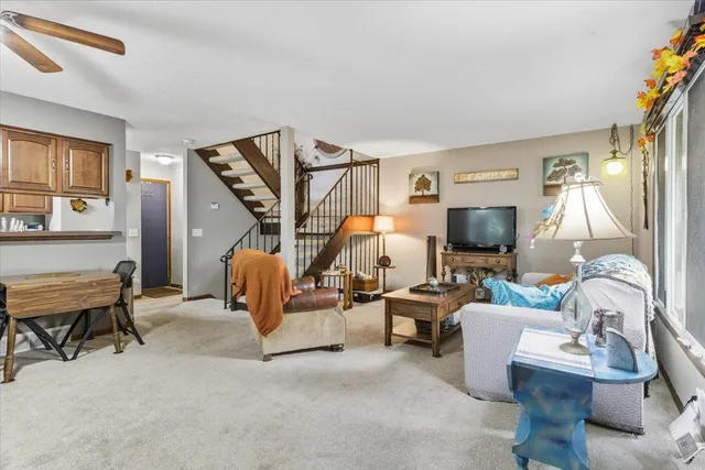 $192,500 | 4880 Grenwich Trail North, Oakdale, MN 55128