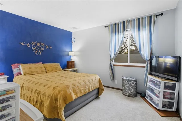 $192,500 | 4880 Grenwich Trail North, Oakdale, MN 55128