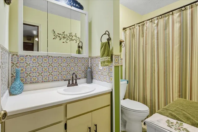 $192,500 | 4880 Grenwich Trail North, Oakdale, MN 55128