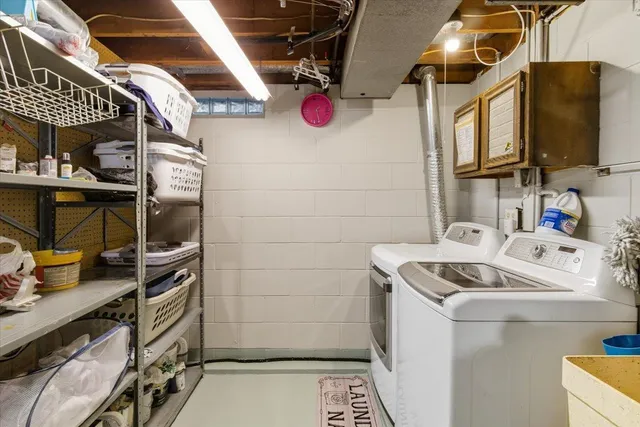 $192,500 | 4880 Grenwich Trail North, Oakdale, MN 55128