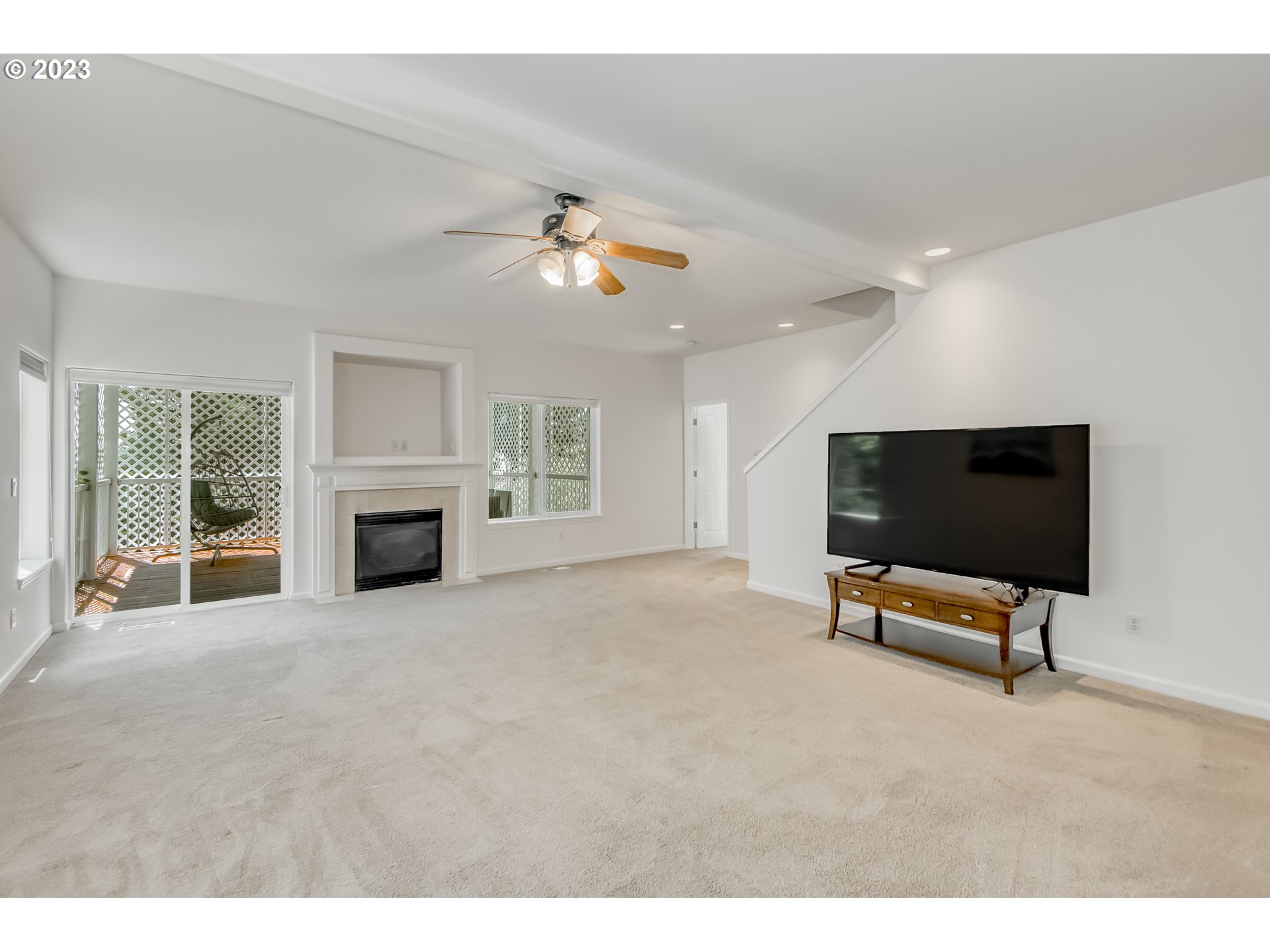 13596 Southwest Mapleview Lane Tigard, OR 97224 - Photo 21 of 28 Gallery Image 21
