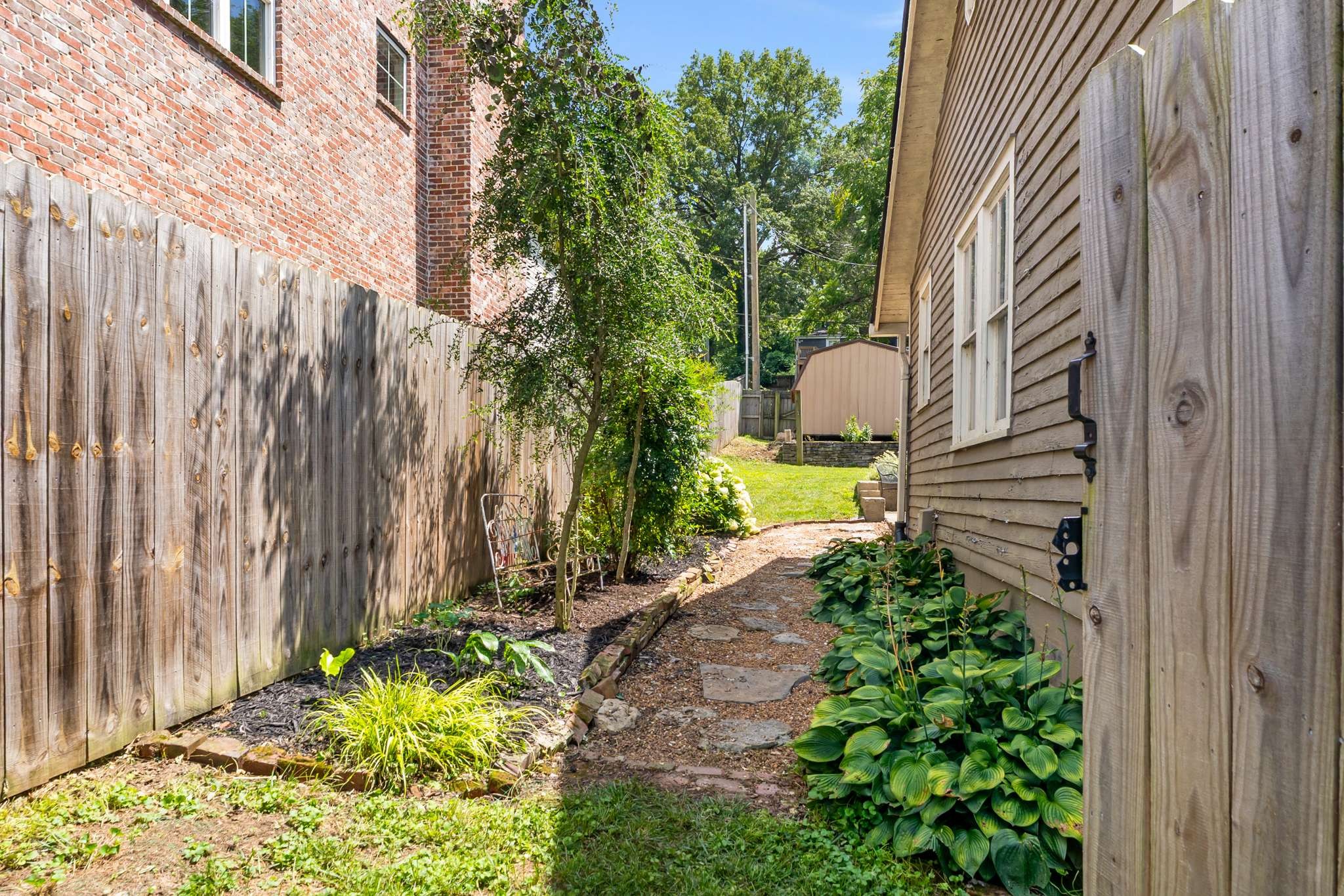 3905 Nevada Avenue Nashville, TN 37209 - Photo 30 of 39 a view of a back yard of the house