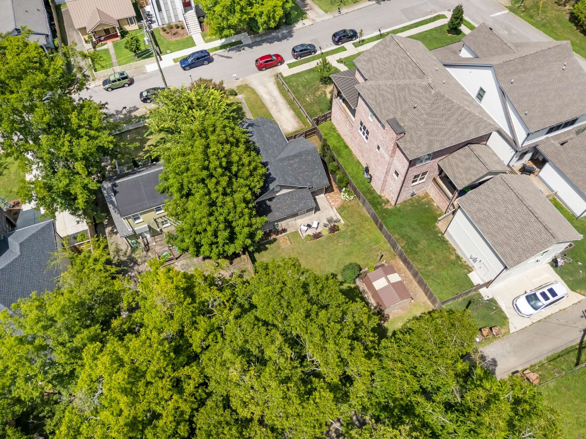 3905 Nevada Avenue Nashville, TN 37209 - Photo 38 of 39 an aerial view of residential houses with outdoor space
