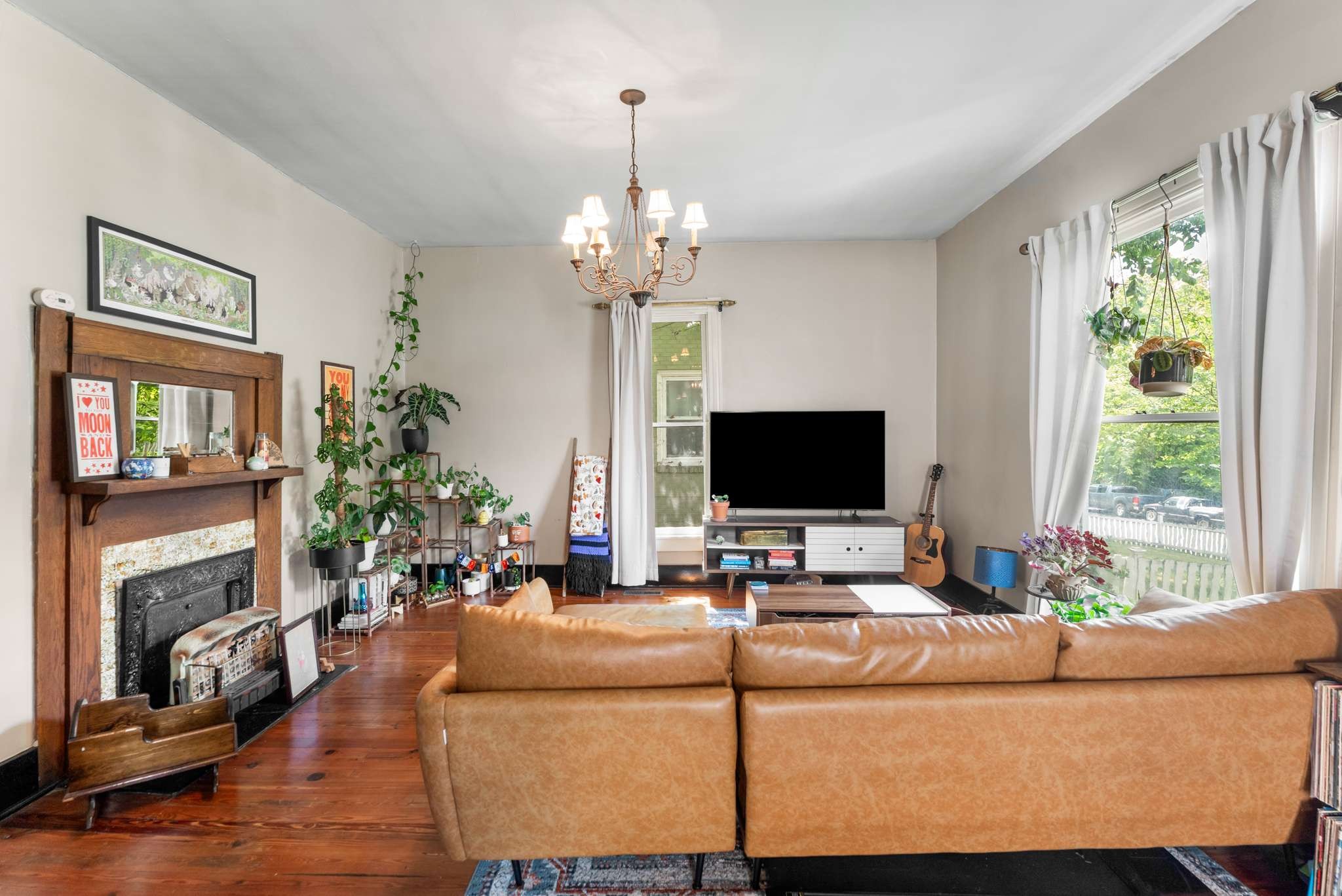 3905 Nevada Avenue Nashville, TN 37209 - Photo 7 of 39 a living room with furniture and a flat screen tv