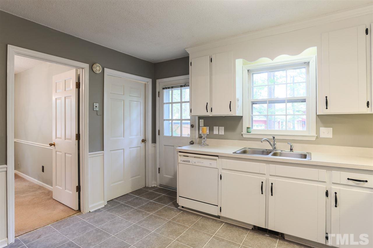 4400 Old Colony Road Raleigh, NC 27613 - Photo 26 of 30