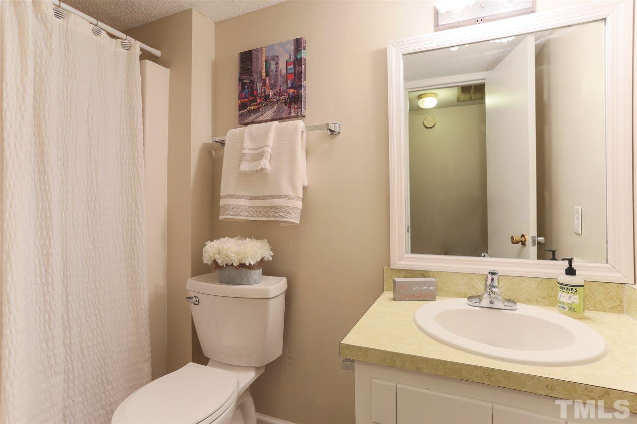4400 Old Colony Road Raleigh, NC 27613 - Photo 27 of 30