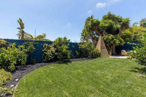 $1,800,000 | 1821 Hawk View Drive, Encinitas, CA 92024