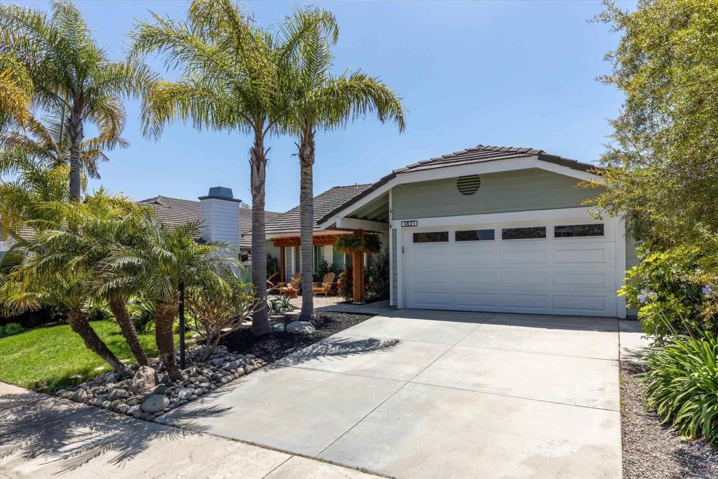 1821 Hawk View Drive Encinitas, CA 92024 - Photo 2 of 42 Exterior Front