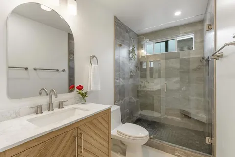 $1,800,000 | 1821 Hawk View Drive, Encinitas, CA 92024