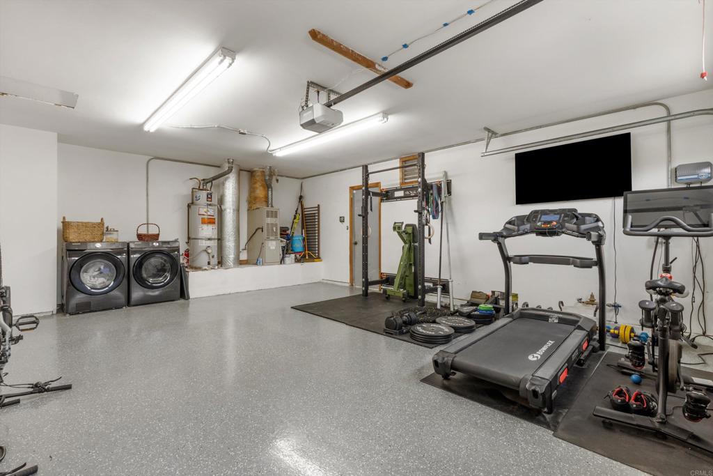 1821 Hawk View Drive Encinitas, CA 92024 - Photo 31 of 42 Garage