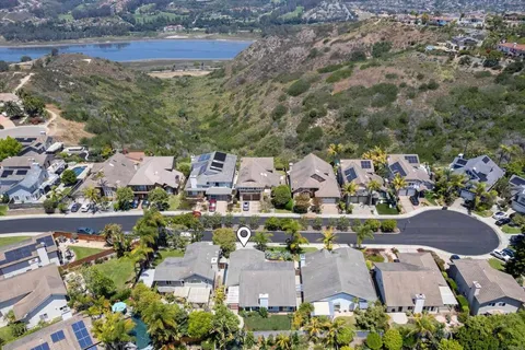 $1,800,000 | 1821 Hawk View Drive, Encinitas, CA 92024