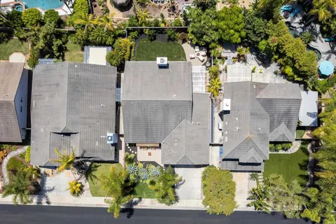 $1,800,000 | 1821 Hawk View Drive, Encinitas, CA 92024