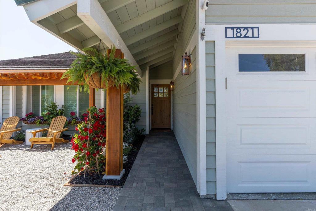 1821 Hawk View Drive Encinitas, CA 92024 - Photo 5 of 42 Exterior Front